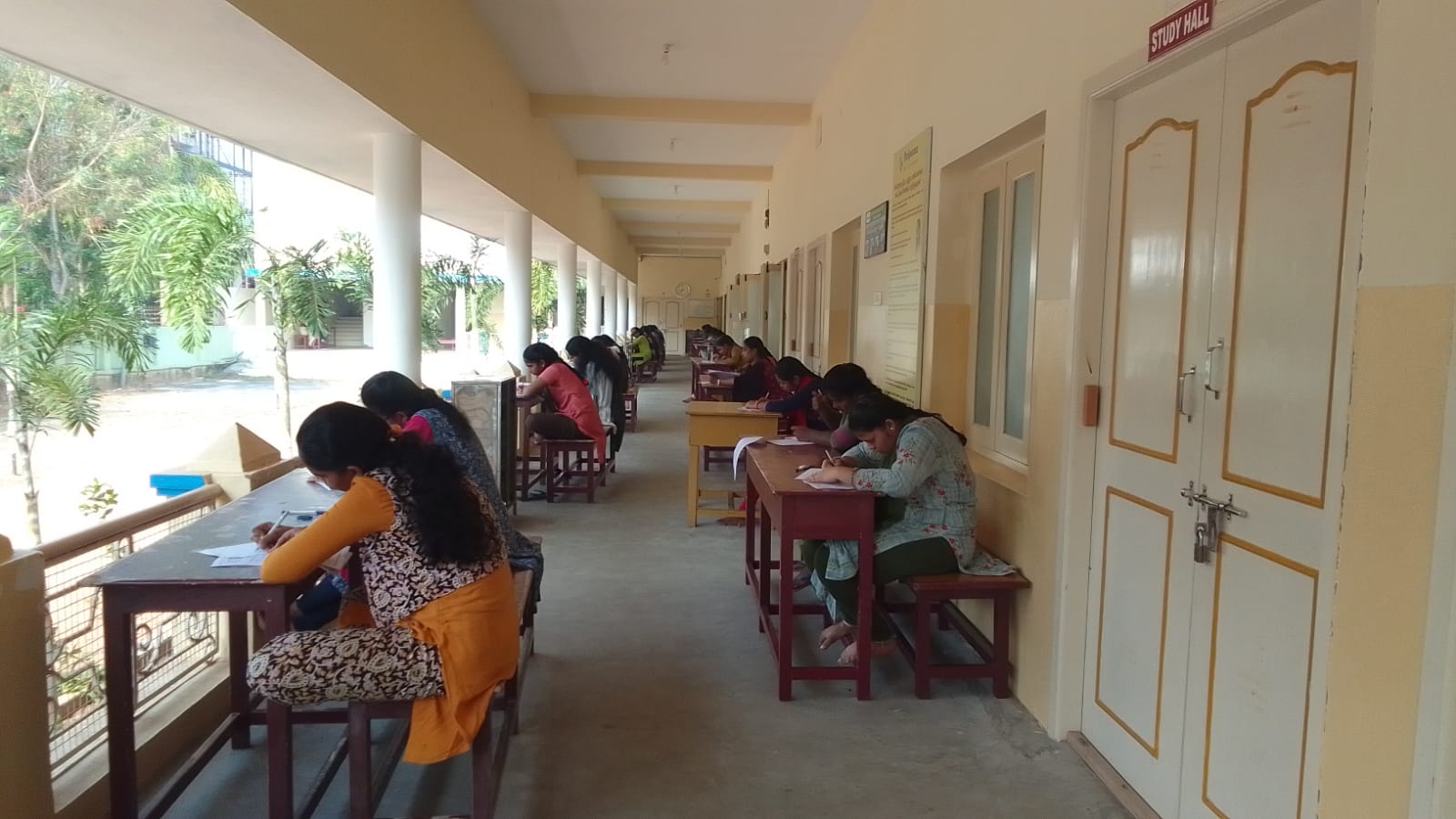 NEET COACHING CENTER IN TRICHY