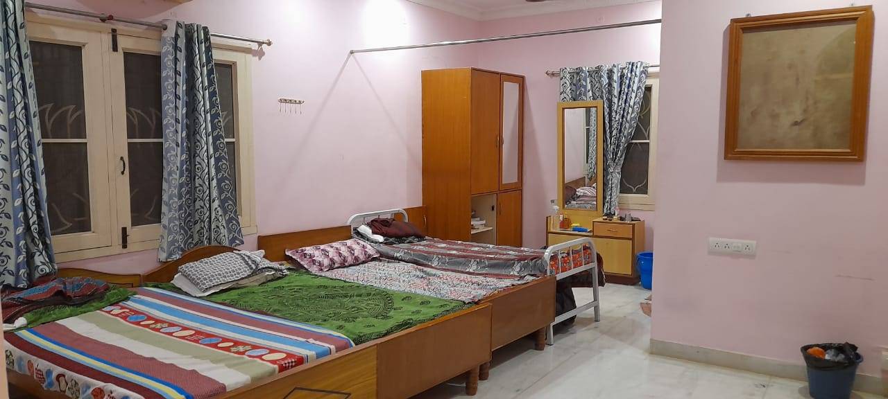 Best neet girls hostel