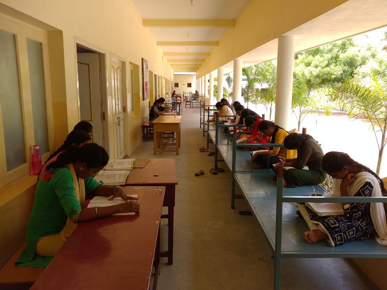 Neet coaching with hostel in Pudukkottai 