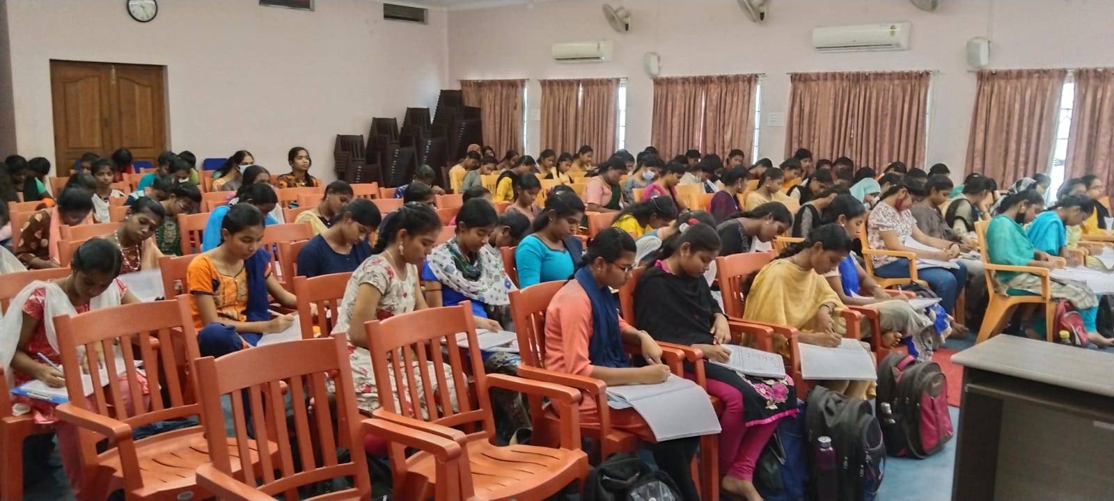 Neet  crash course in karur