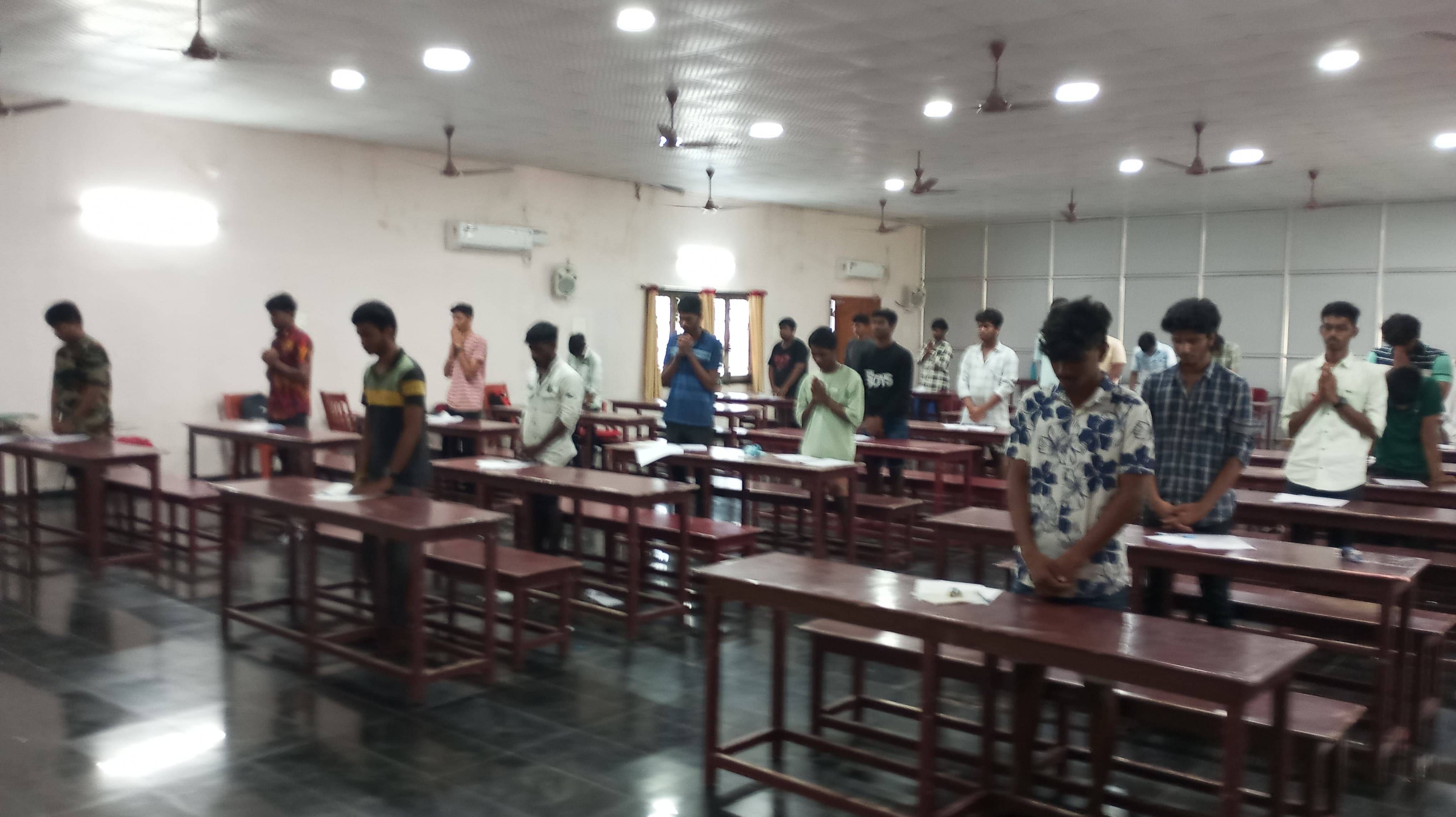 Paripoorna NEET Crash Course Boys and Girls Separe Campus in karur